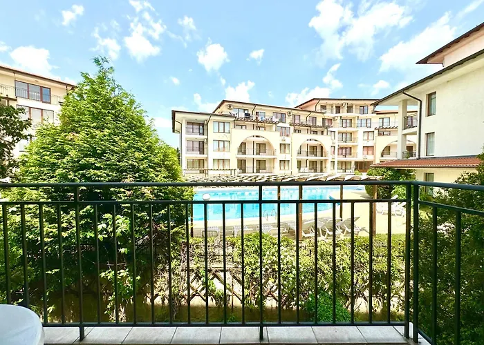 艾肯特复式酒店 2*