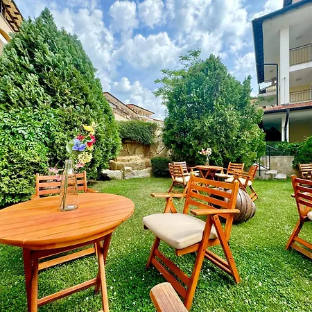 Arkite Complex Aparthotel 2*