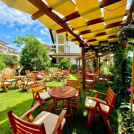 아파트호텔 Arkite Complex 2*